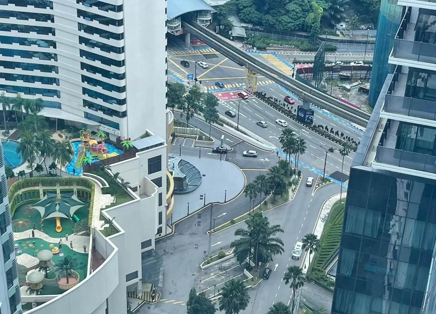 Mercu Summer Suites Klcc By Perfect Sleep Kuala Lumpur Apartment