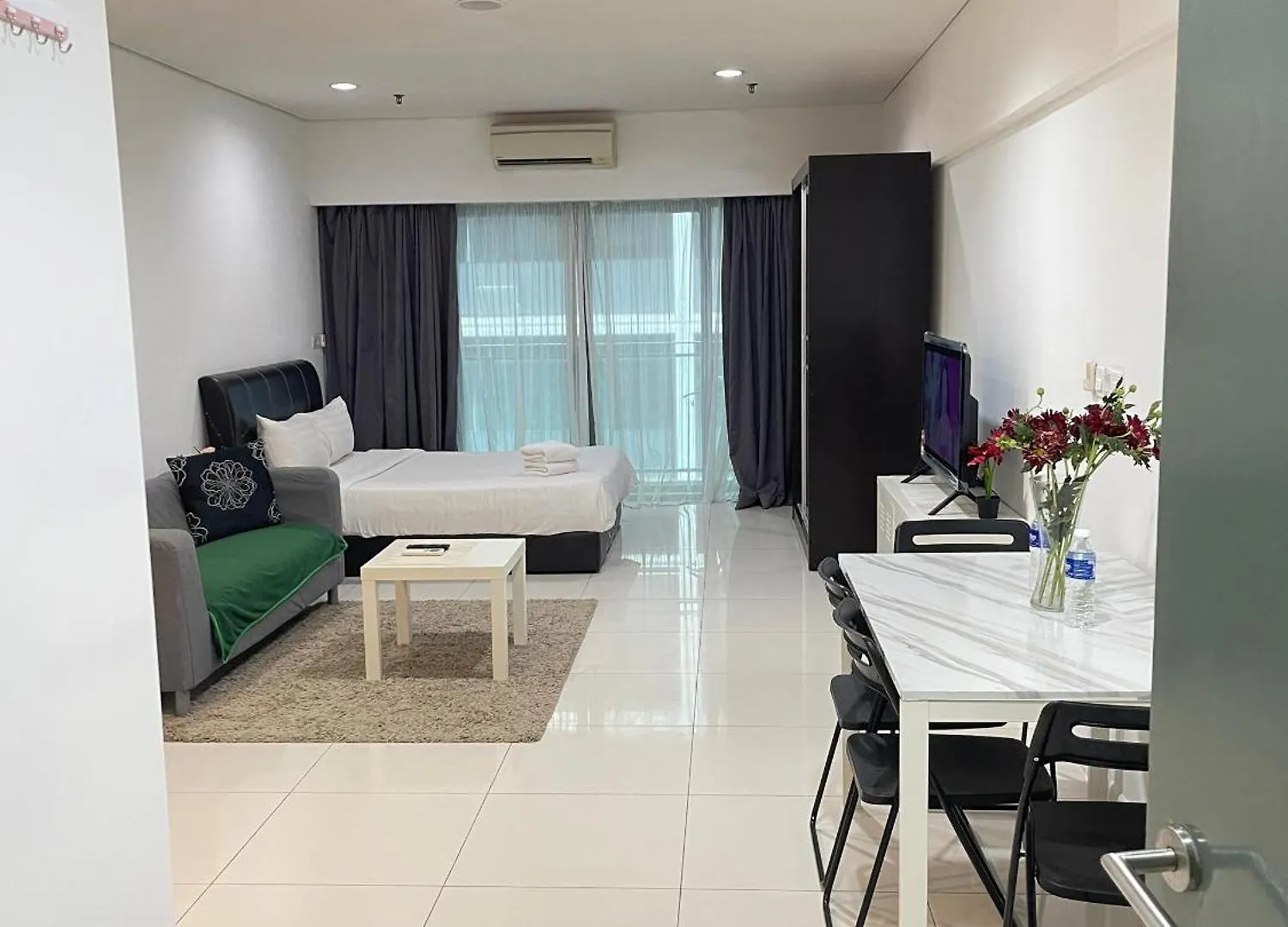 Apartment Mercu Summer Suites Klcc By Perfect Sleep Kuala Lumpur