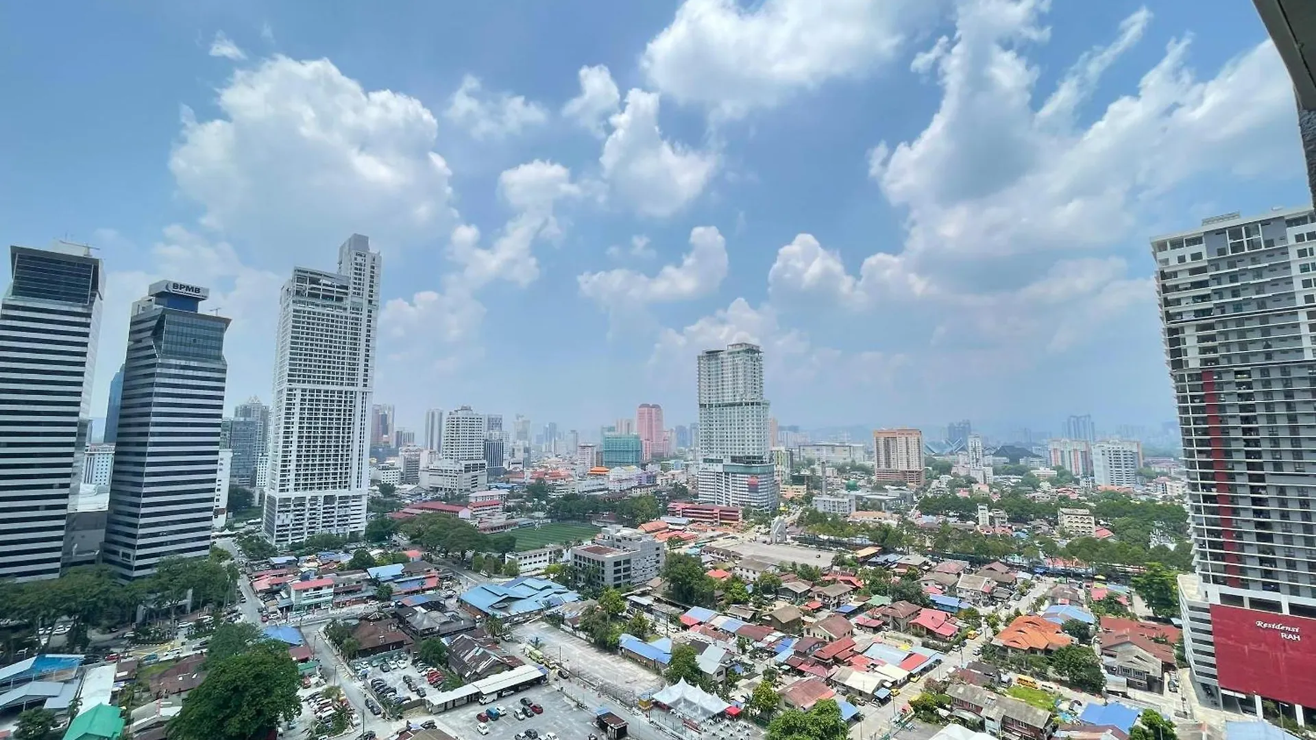 Mercu Summer Suites Klcc By Perfect Sleep Kuala Lumpur Apartment
