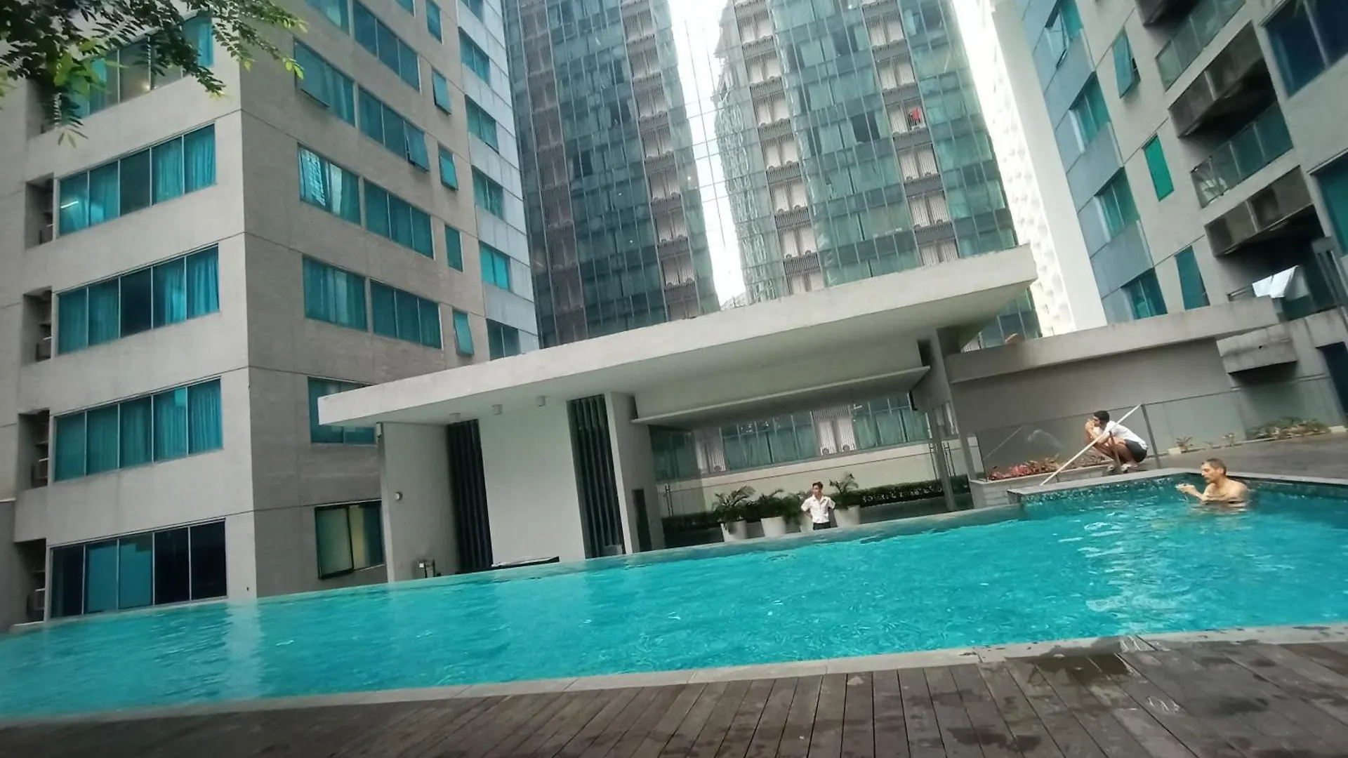 Apartament Mercu Summer Suites Klcc By Perfect Sleep Kuala Lumpur